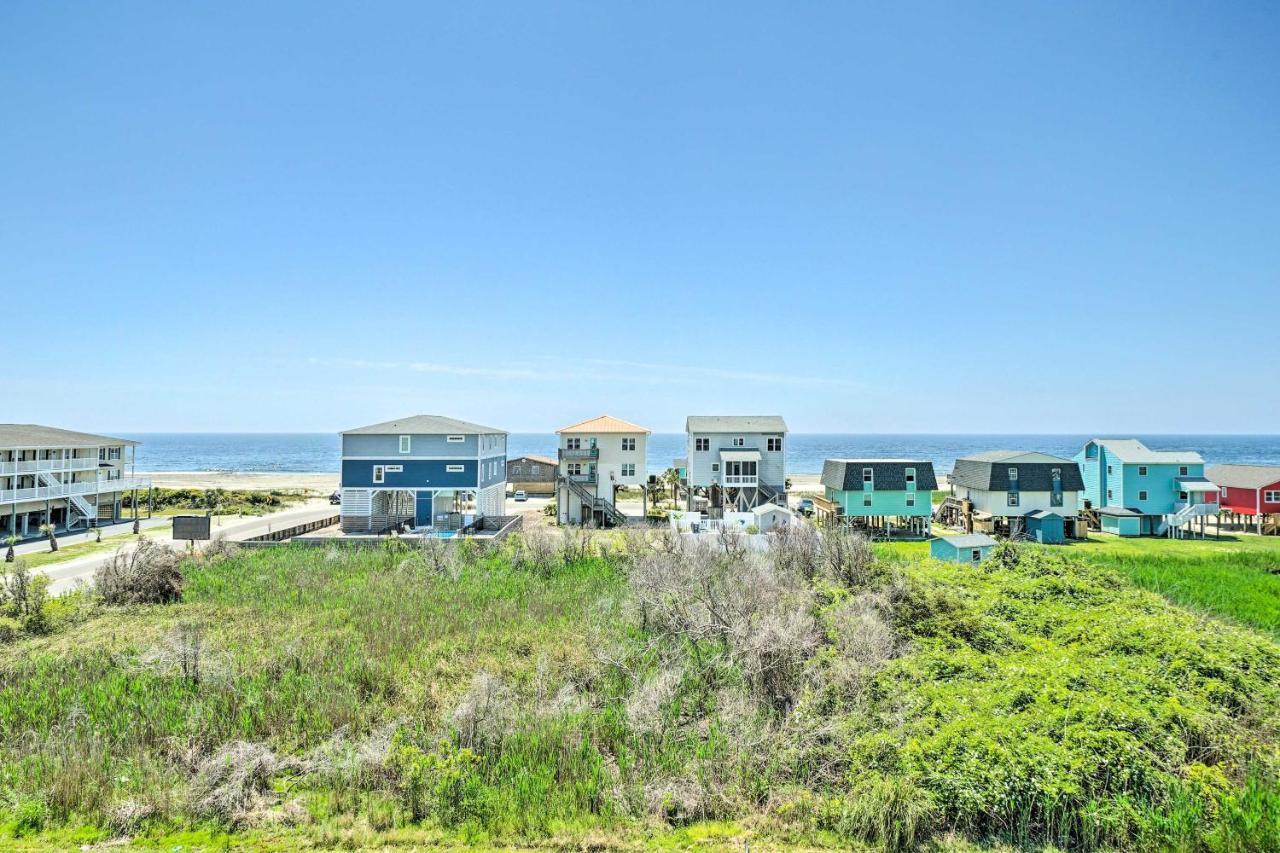 Ocean-View Oak Island Condo, 1 Block To Beach! Eksteriør billede
